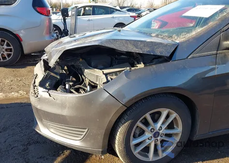 2018 Ford Focus Se из США, поврежденный, VIN 1FADP3F29JL307244